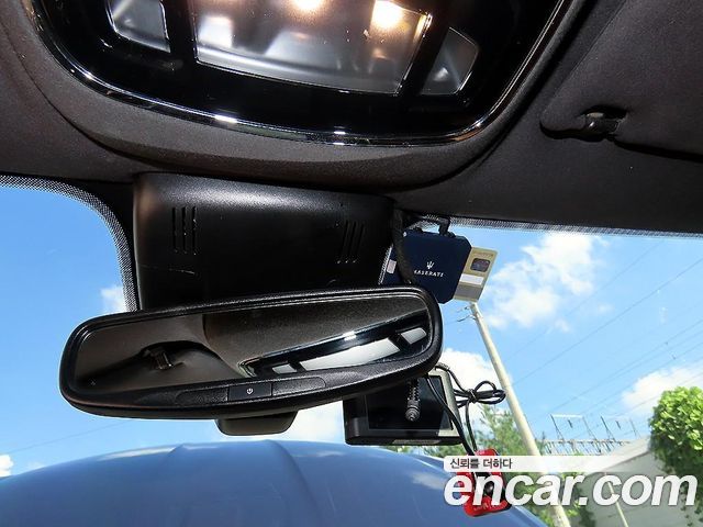 Maserati Quattroporte 3.0 Diesel 2017 — фото 17