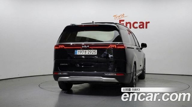Kia Carnival (IV) Gasoline 7-Seater Signature 2023 — фото 4