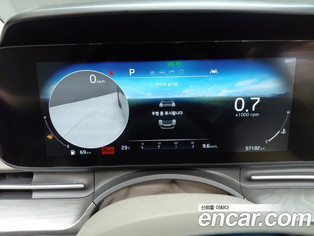 Kia Carnival (IV) Gasoline 9-Seater Signature 2023 — фото 8