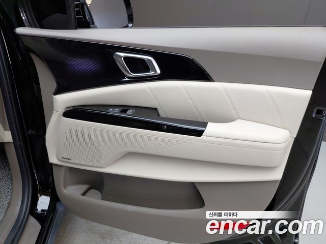 Kia Carnival (IV) Gasoline 9-Seater Signature 2023 — фото 24