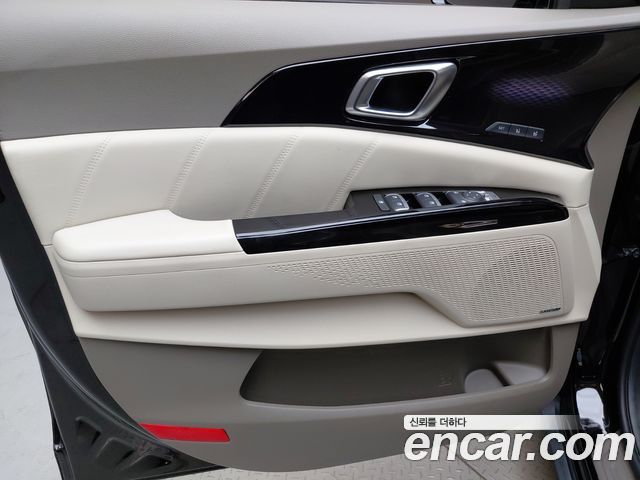Kia Carnival (IV) Gasoline 9-Seater Signature 2023 — фото 25