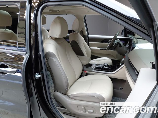 Kia Carnival (IV) Gasoline 9-Seater Signature 2023 — фото 26