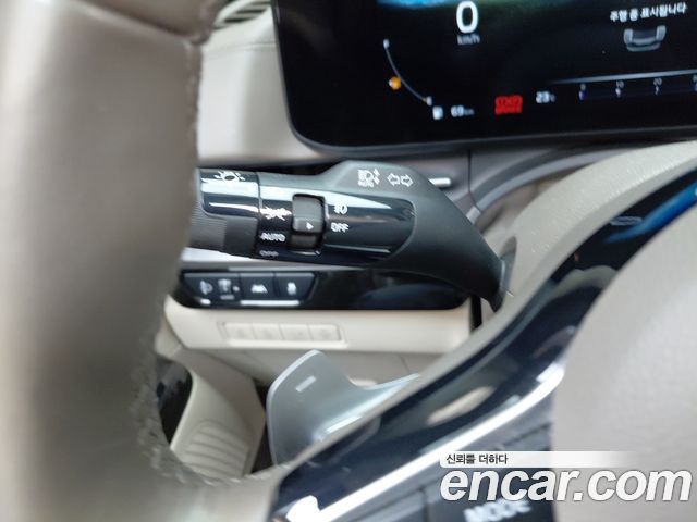 Kia Carnival (IV) Gasoline 9-Seater Signature 2023 — фото 29