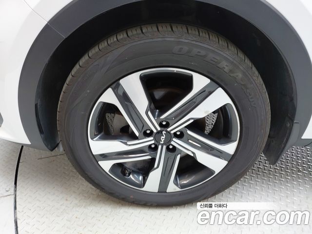 Kia Sorento (IV) HEV 1.6 2WD Noblesse 2023 — фото 5
