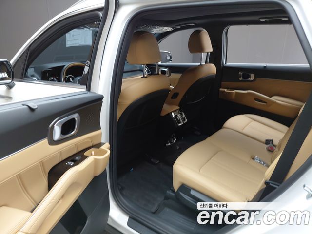 Kia Sorento (IV) HEV 1.6 2WD Noblesse 2023 — фото 12