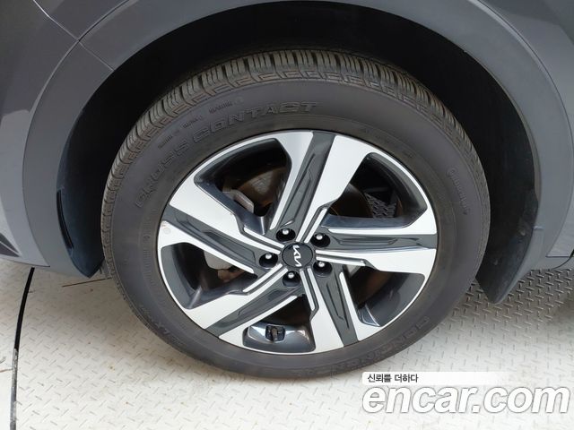 Kia Sorento (IV) HEV 1.6 2WD Prestige 2023 — фото 5