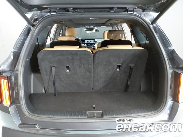 Kia Sorento (IV) HEV 1.6 2WD Prestige 2023 — фото 18