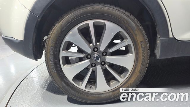 KG Mobility (SsangYong) Korando C 2.0 Advanture 60th Edition 2WD 2015 — фото 5