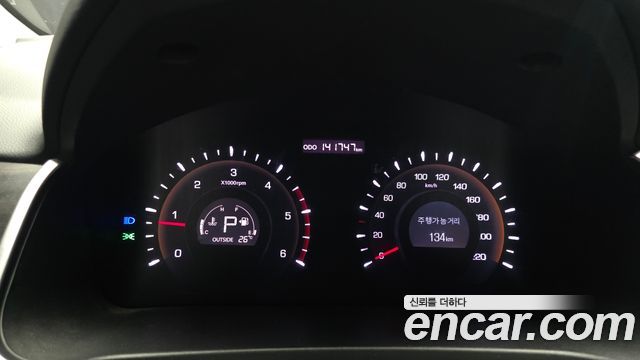 KG Mobility (SsangYong) Korando C 2.0 Advanture 60th Edition 2WD 2015 — фото 8