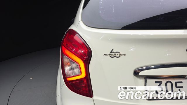 KG Mobility (SsangYong) Korando C 2.0 Advanture 60th Edition 2WD 2015 — фото 23