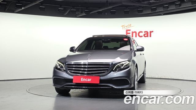 Mercedes-Benz E-Class (W213) E300 4MATIC Exclusive 2019 — фото 3