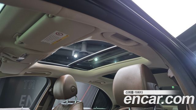 Mercedes-Benz E-Class (W213) E300 4MATIC Exclusive 2019 — фото 16