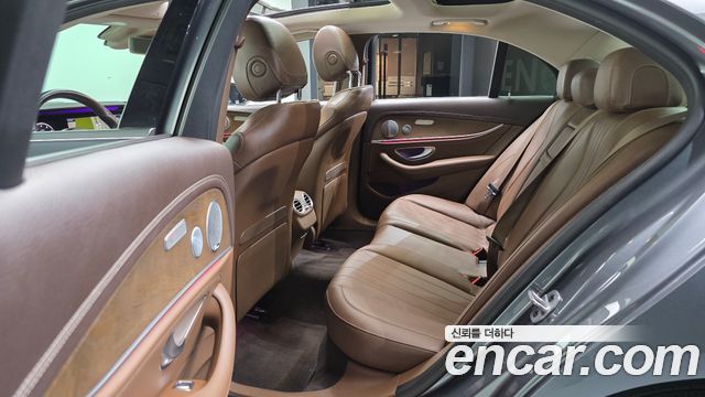 Mercedes-Benz E-Class (W213) E300 4MATIC Exclusive 2019 — фото 26