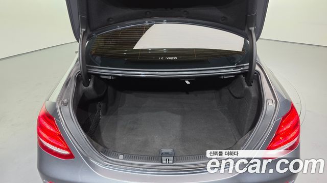 Mercedes-Benz E-Class (W213) E300 4MATIC Exclusive 2019 — фото 30