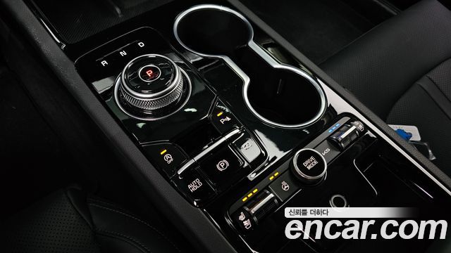 Kia K5 (III) 2.0 Noblesse 2025 — фото 9