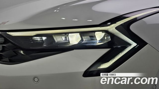 Kia K5 (III) 2.0 Noblesse 2025 — фото 28