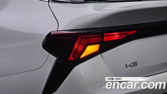 Kia K5 (III) 2.0 Noblesse 2025 — фото 29