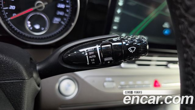 Hyundai Grandeur (IG) 2.5 Premium 2020 — фото 22