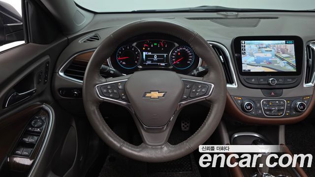 Chevrolet Malibu 2.0 Turbo LTZ Premium 2017 — фото 18