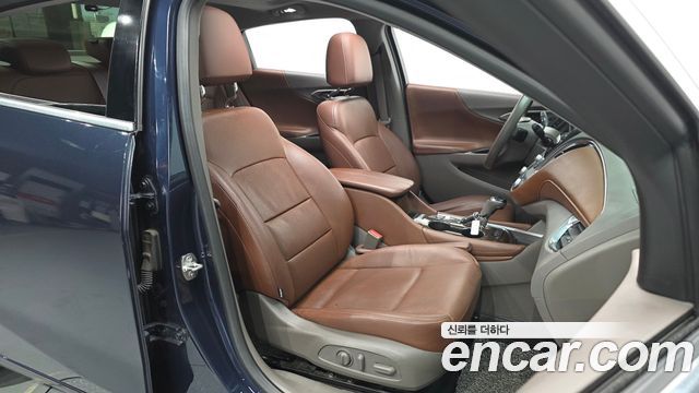 Chevrolet Malibu 2.0 Turbo LTZ Premium 2017 — фото 32