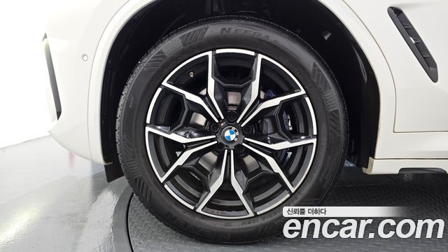 BMW X4 (G02) xDrive20i M Sport 2023 — фото 5