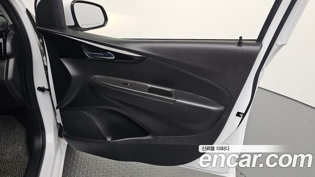 Chevrolet Spark Premier 2020 — фото 24