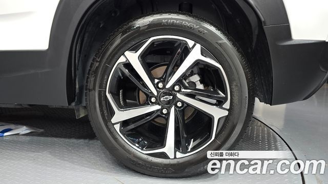 Chevrolet Trailblazer 1.3 Turbo 2WD RS 2024 — фото 21