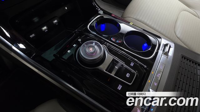 Kia Carnival (IV) Gasoline 9-Seater Hi-Limousine Signature 2023 — фото 9