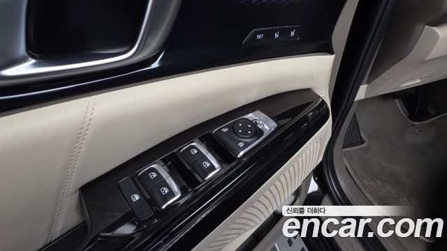 Kia Carnival (IV) Gasoline 9-Seater Hi-Limousine Signature 2023 — фото 31