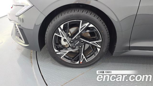 Kia K5 (III) 2.0 Prestige 2025 — фото 5