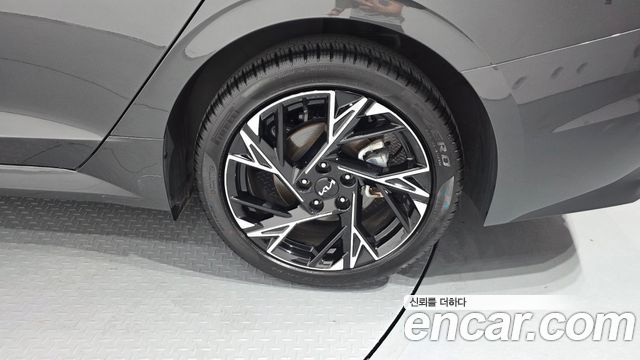 Kia K5 (III) 2.0 Prestige 2025 — фото 21
