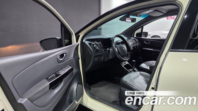 Renault Korea QM3 RE 2015 — фото 10