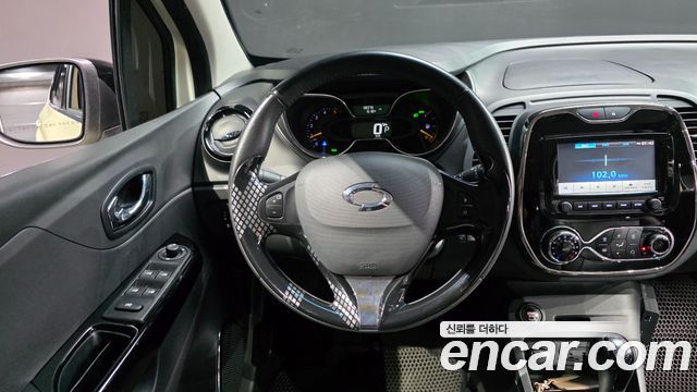 Renault Korea QM3 RE 2015 — фото 17
