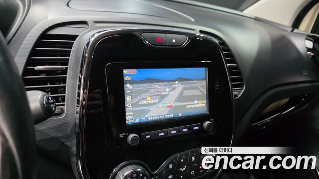 Renault Korea QM3 RE 2015 — фото 21