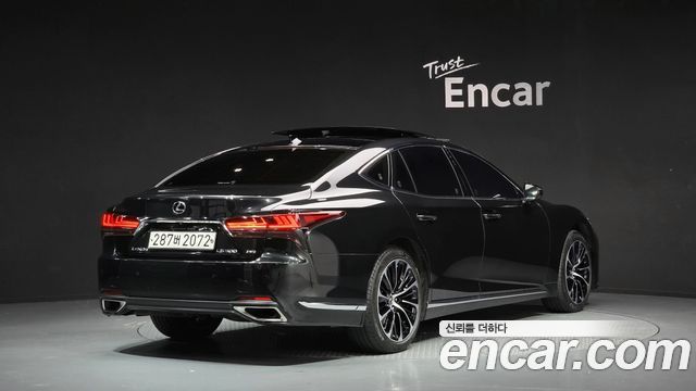 Lexus LS500 (V) 3.5 Luxury AWD 2021 — фото 2