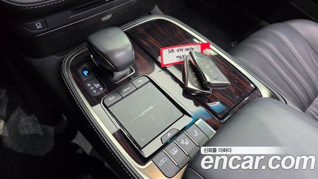 Lexus LS500 (V) 3.5 Luxury AWD 2021 — фото 9
