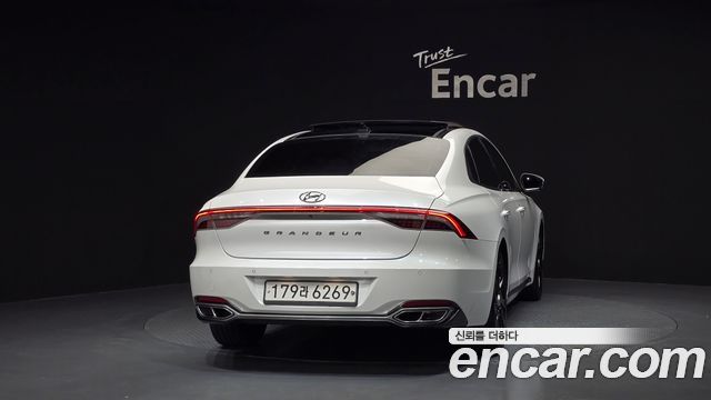 Hyundai Grandeur Hybrid (IG) Calligraphy 2020 — фото 4