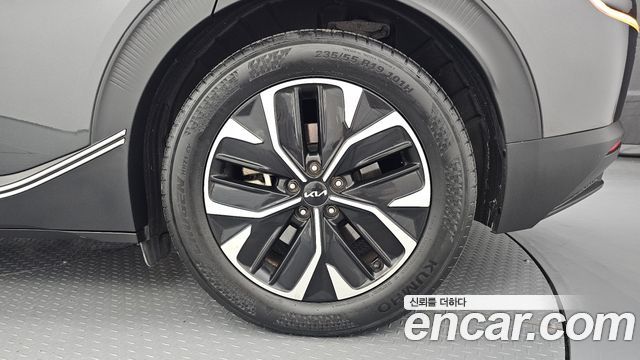 Kia EV6 Long Range Air 2022 — фото 21