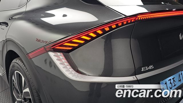 Kia EV6 Long Range Air 2022 — фото 23