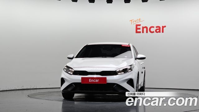 Kia K3 (II) 1.6 Prestige 2024 — фото 3