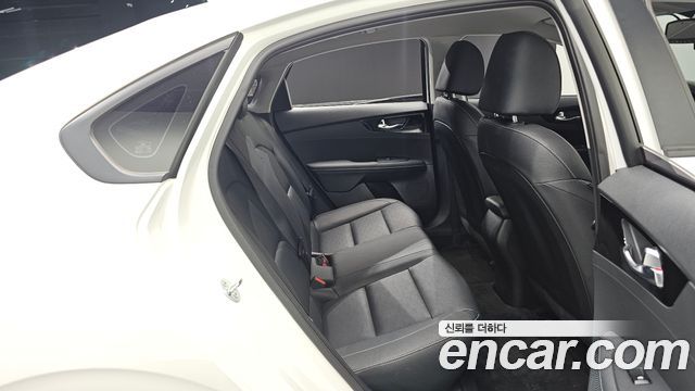 Kia K3 (II) 1.6 Prestige 2024 — фото 11