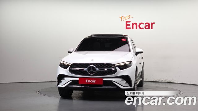 Mercedes-Benz GLC-Class (X254) GLC300 4MATIC Coupe 2024 — фото 3
