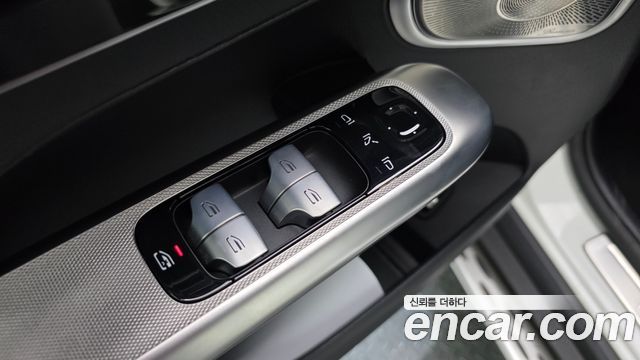 Mercedes-Benz GLC-Class (X254) GLC300 4MATIC Coupe 2024 — фото 13