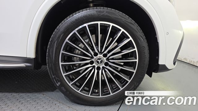 Mercedes-Benz GLC-Class (X254) GLC300 4MATIC Coupe 2024 — фото 21