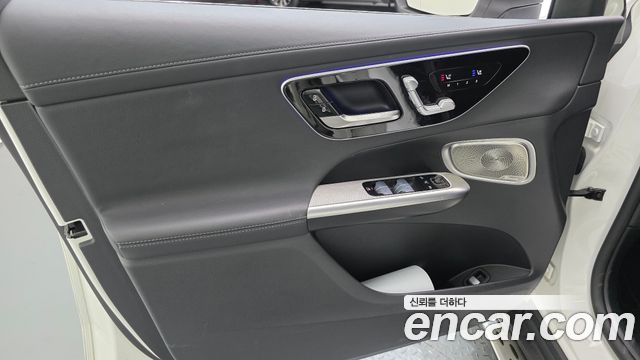 Mercedes-Benz GLC-Class (X254) GLC300 4MATIC Coupe 2024 — фото 24