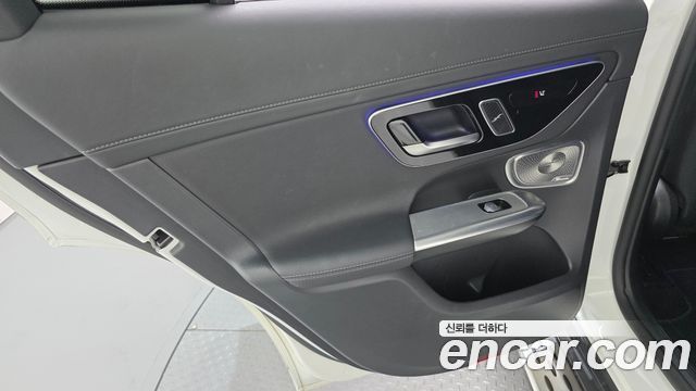 Mercedes-Benz GLC-Class (X254) GLC300 4MATIC Coupe 2024 — фото 25