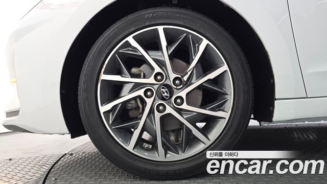 Hyundai Avante (AD) 1.6 Style 2019 — фото 5