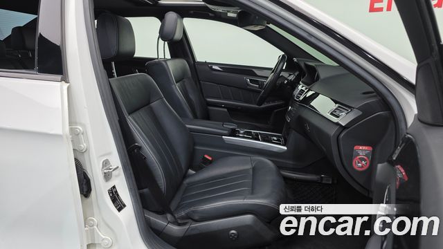 Mercedes-Benz E-Class (W212) E220 Bluetec Avantgarde Sport 2016 — фото 11