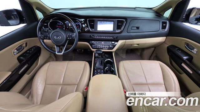 Kia Carnival 7-Seater Limousine President 2019 — фото 7