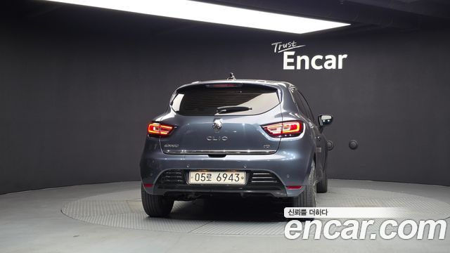 Renault Korea Clio Intens 2018 — фото 4